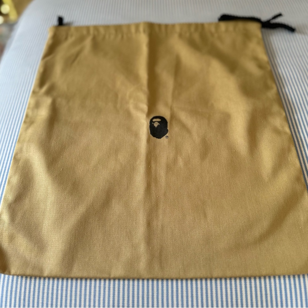 BAPE Drawstring Bag - Picture 4 of 6